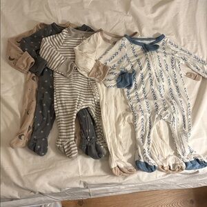 5 Cloud Island Footies - newborn